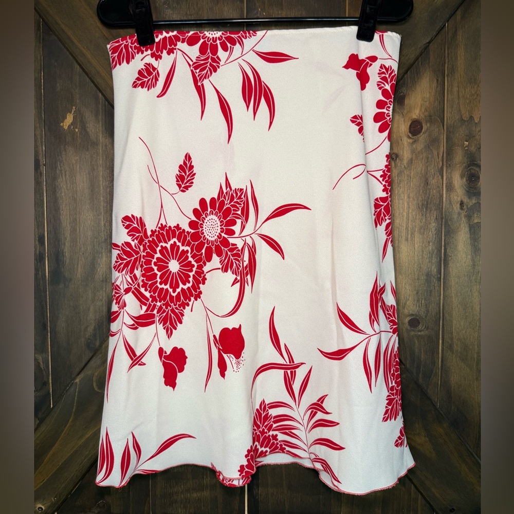 Zara Basic Women’s Size 10 Cream And Red Floral Knee Length A-Line Skirt